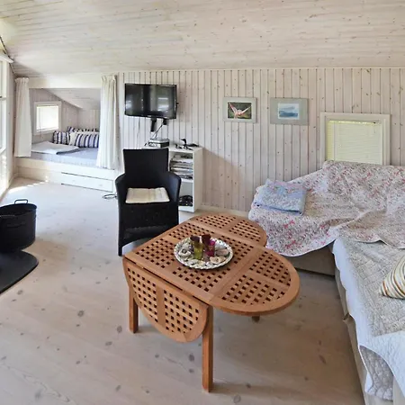 Beach Front Home In Otterup With Sauna 別荘 オテルプ